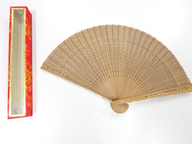 Japanese Kimono / Others (Bolt etc)